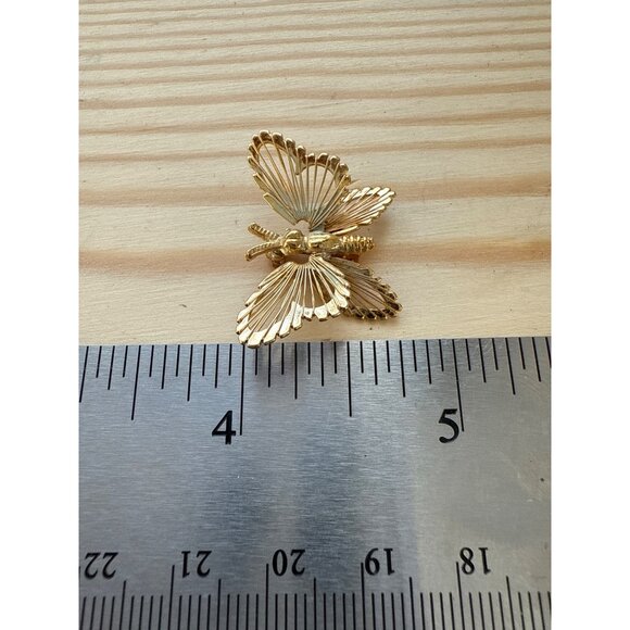 Vintage Monet Gold-Tone Butterfly Pin Brooch - Picture 5 of 5